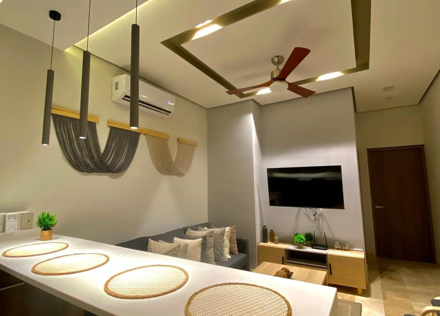 A Unos Pasos De La Playa, Alberca Transparente Tulum Apartment